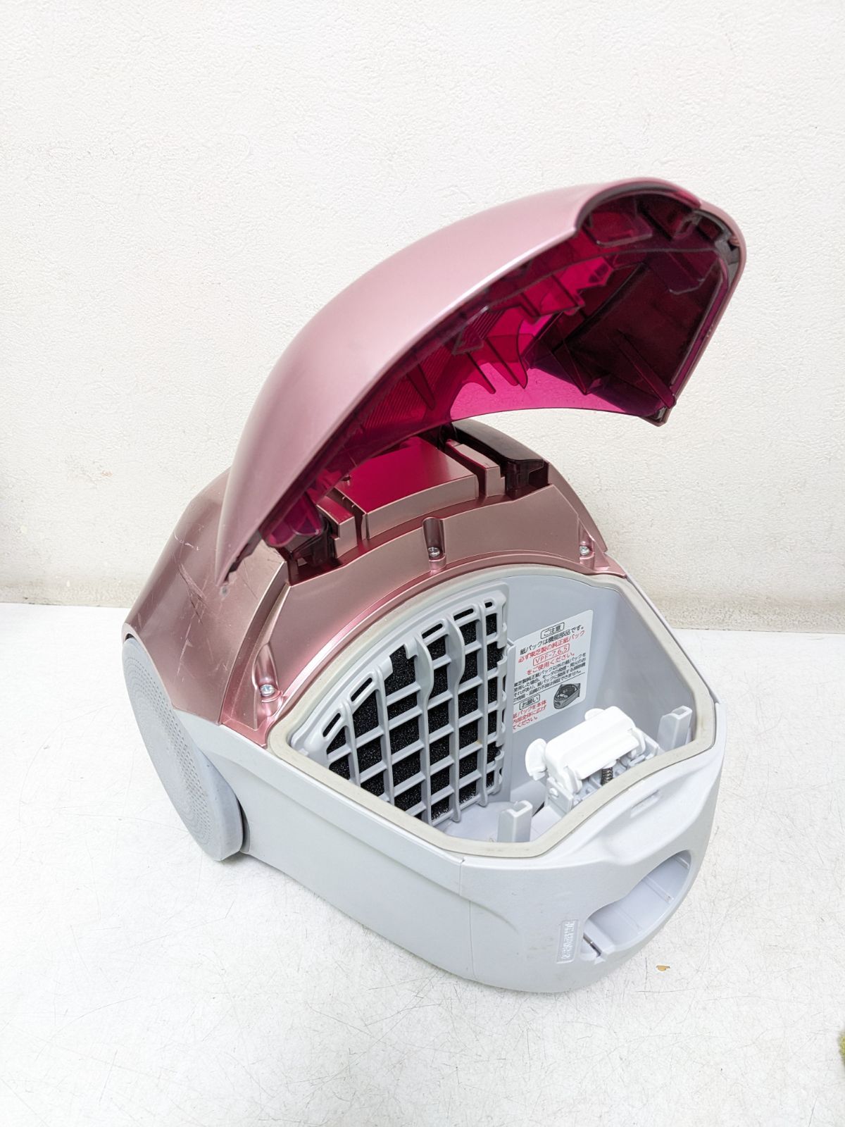 TOSHIBA VC-PF9-P 紙パック式掃除機 2018年製 - メルカリ