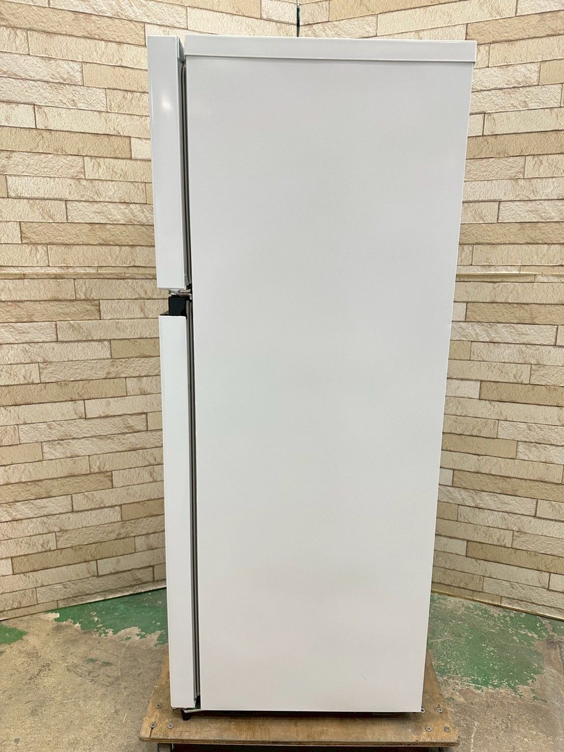 大阪送料無料☆3か月保障付き☆冷蔵庫☆ハイセンス☆2ドア☆2021年☆HR