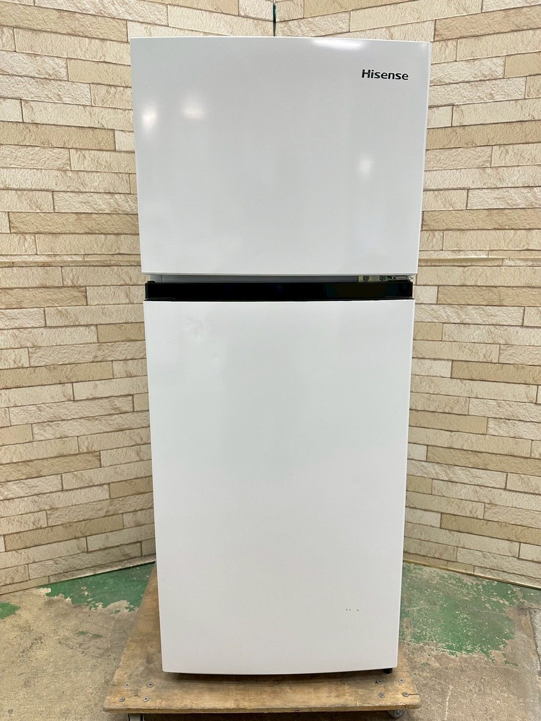 大阪送料無料☆3か月保障付き☆冷蔵庫☆ハイセンス☆2ドア☆2021年☆HR