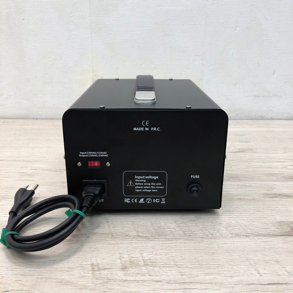 LVYUAN リョクエン降圧・昇圧兼用型 変圧器 VTJP-3000 アップトランス