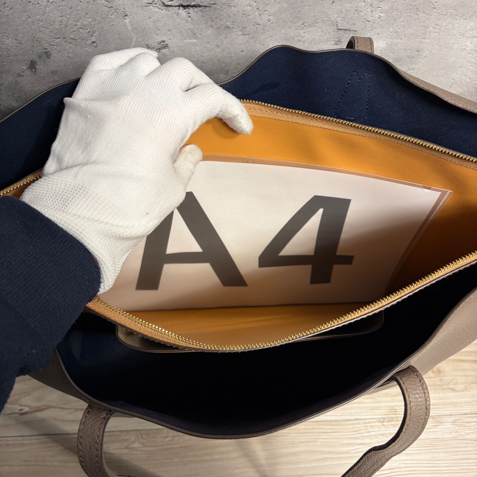 TORY BURCH トリーバーチ レザー トートバッグ グレージュ A4収納可