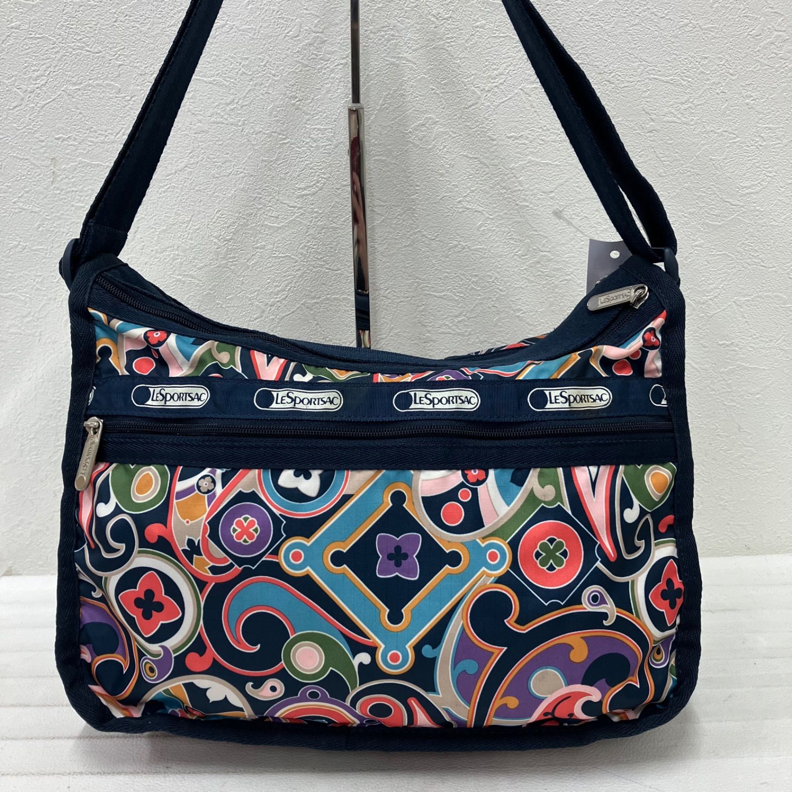 レスポートサック ディズニーコラボ デラックス エブリデイ バッグ 斜めがけ LeSportsac デラックス エブリデイバッグ レスポートサック ディズニー