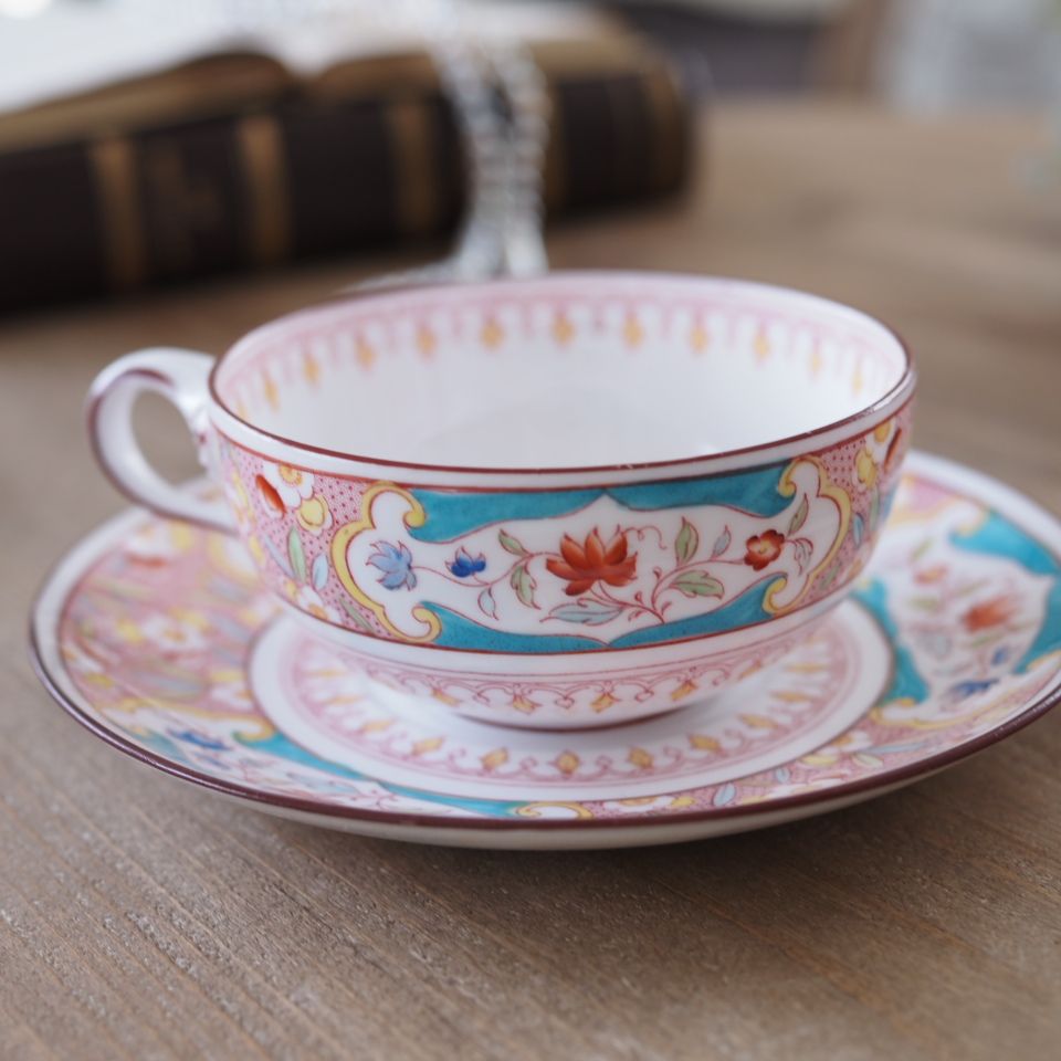 希少　サルグミンヌ フォンタンジュ ティーカップ&ソーサー アンティーク 希少】サルグミンヌ ミントンパターン768 カップ＆ソーサー 西洋陶磁