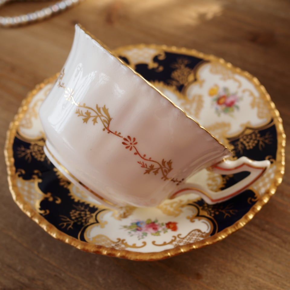 大きめカップ＆ソーサー F