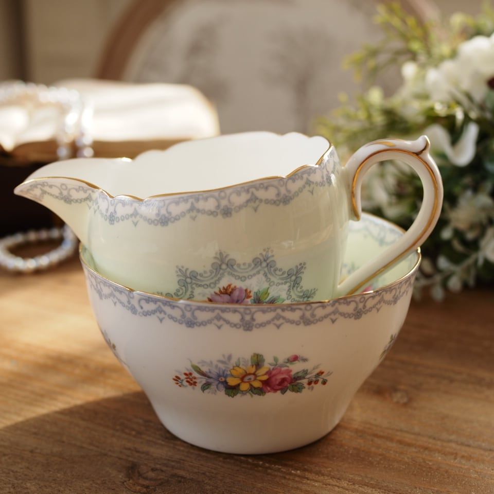 キッチン・食器 【美品】英国ShelleyシェリーCrochet クリーマー