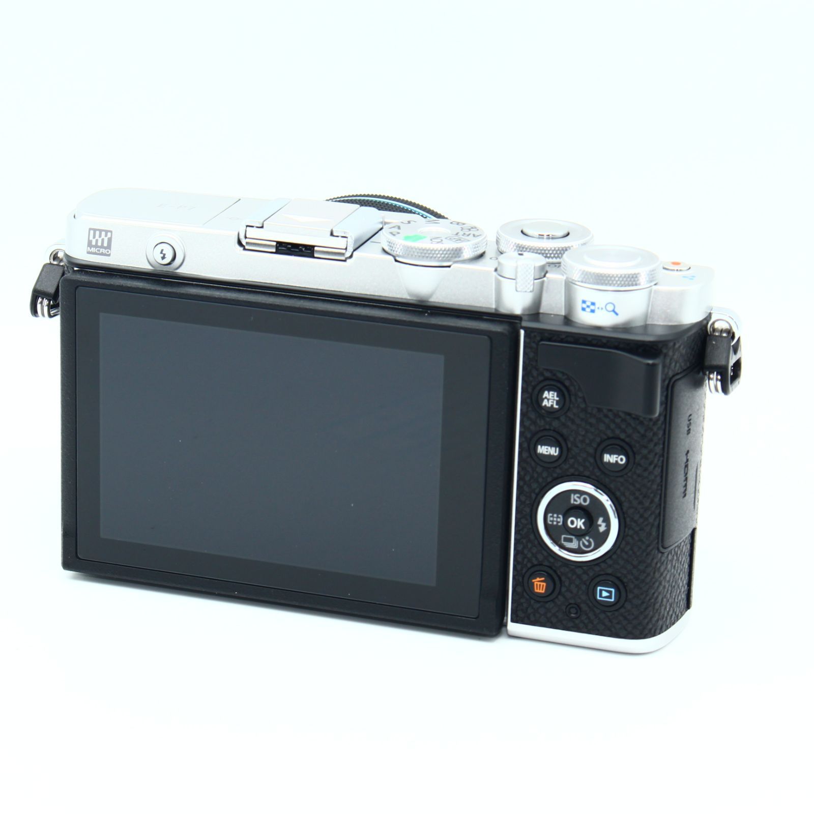 OLYMPUS PEN E-P7 14-42mm EZレンズキット シルバー - メルカリ