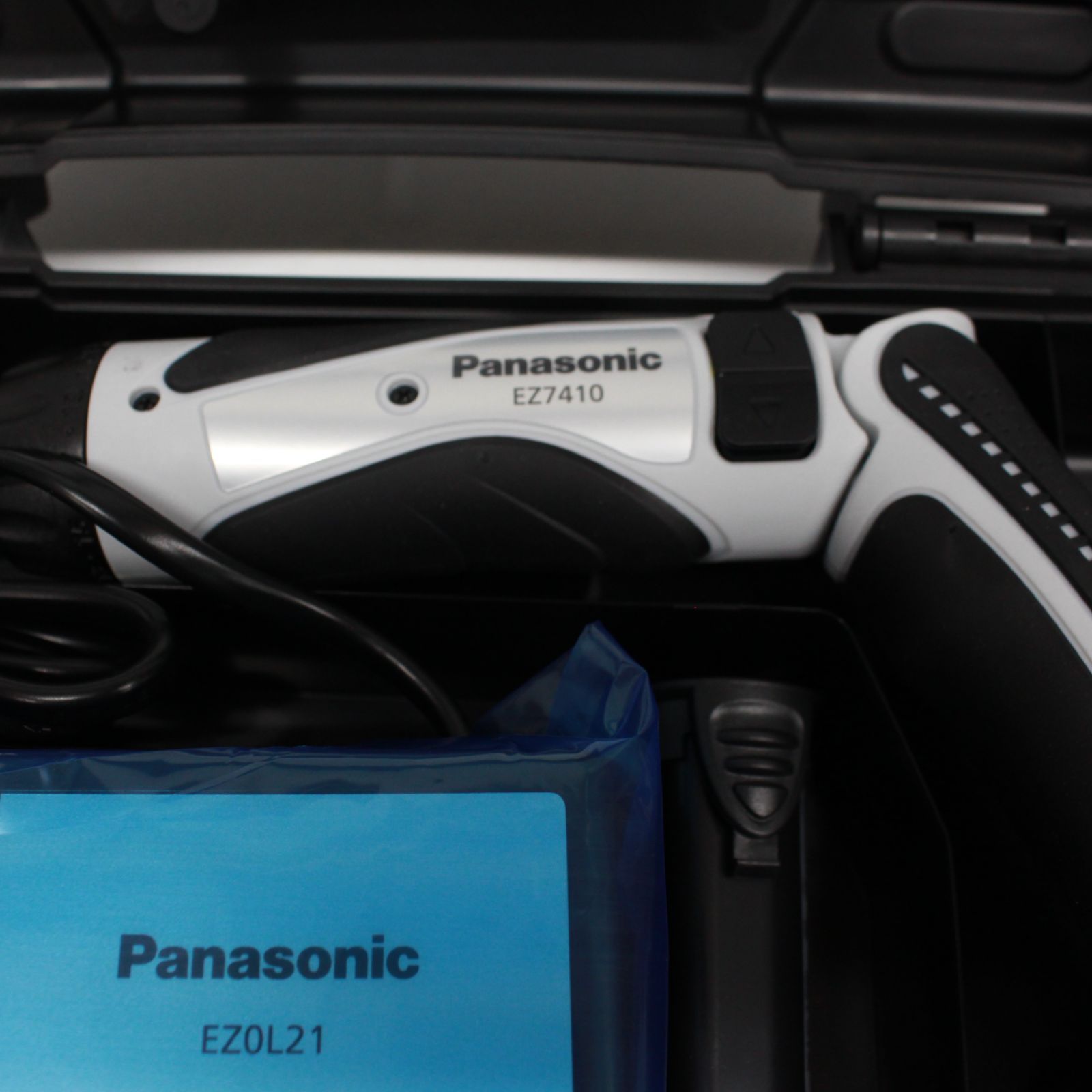 Panasonic 充電スティツクドリルドライバー