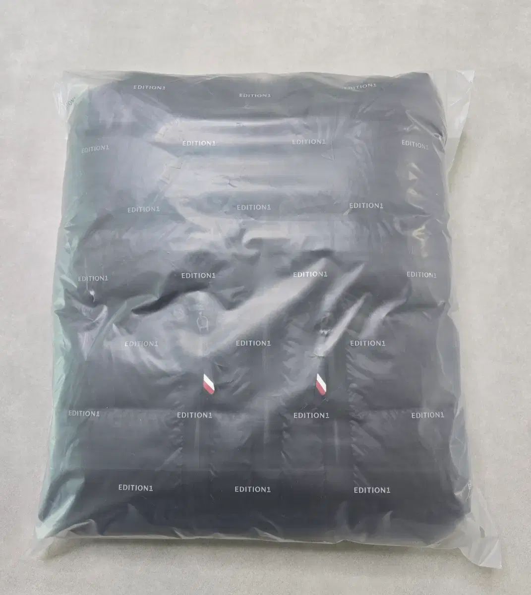 正規品．大人気✨新品取り寄せ モンクレール ダウンニット 正規品 MONCLER モンクレール ニットダウン