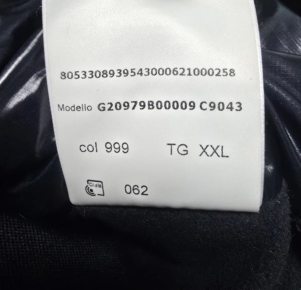 正規品．大人気✨新品取り寄せ モンクレール ダウンニット 正規品 MONCLER モンクレール ニットダウン