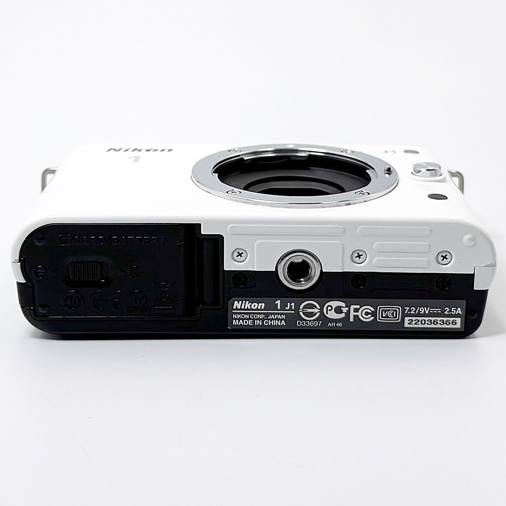 ニコン Nikon 1 J1 ダブルズームキット ホワイト ミラーレス カメラ