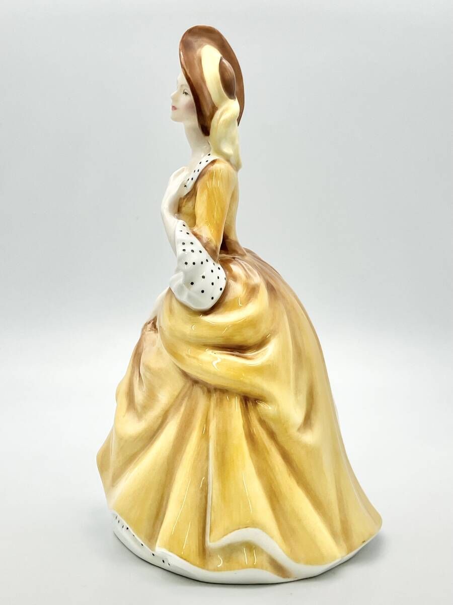 Royal Doulton ロイヤルドルトン SANDRA 1968年 インテリア雑貨 置物