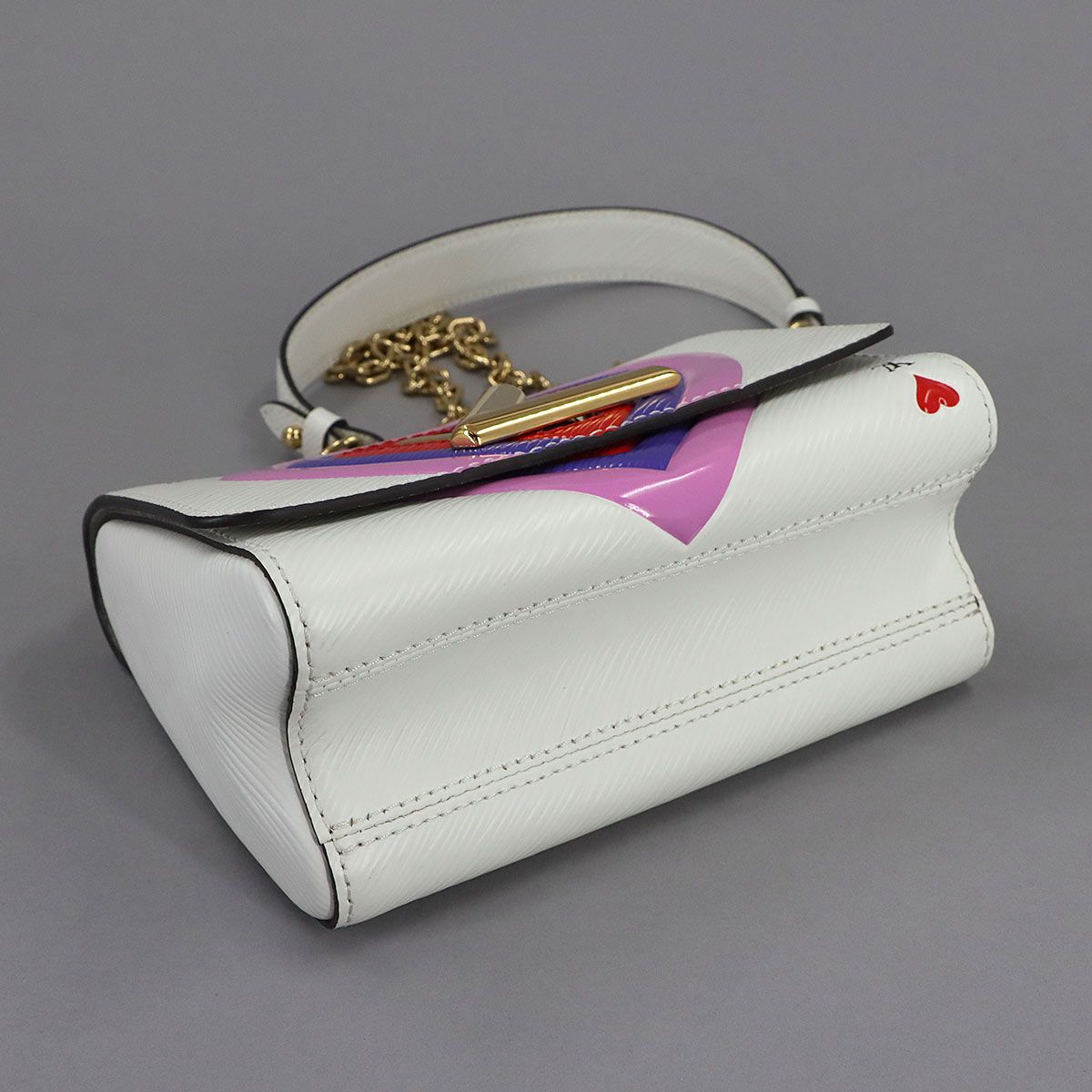 新品同様 ルイ ヴィトン LOUIS VUITTON ゲームオン エピ ツイスト PM 