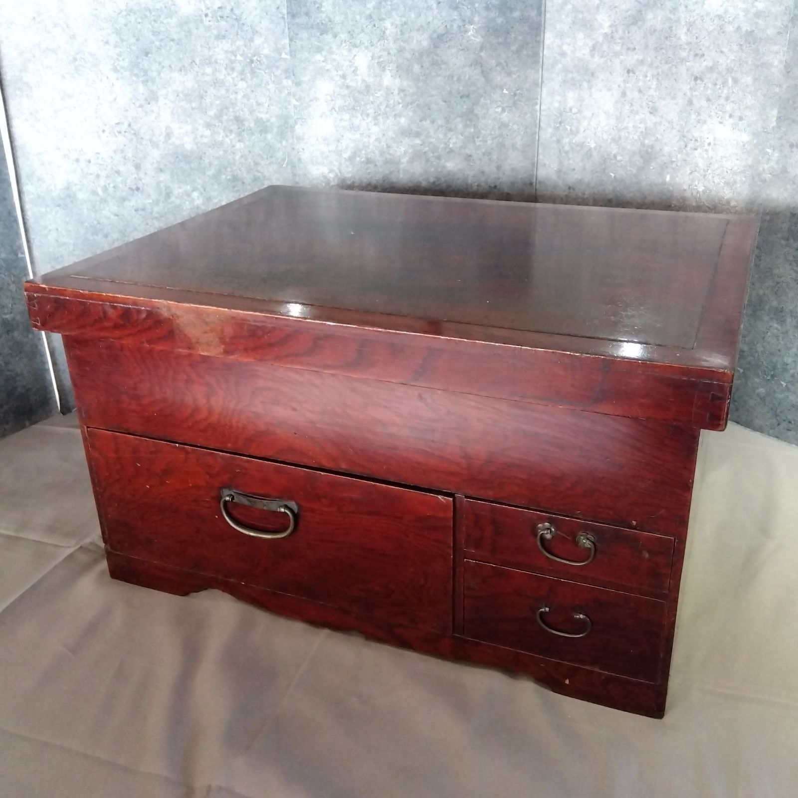 古い木製小箪笥 収納箱 多引き出し 道具箱 古道具 昭和レトロ A679