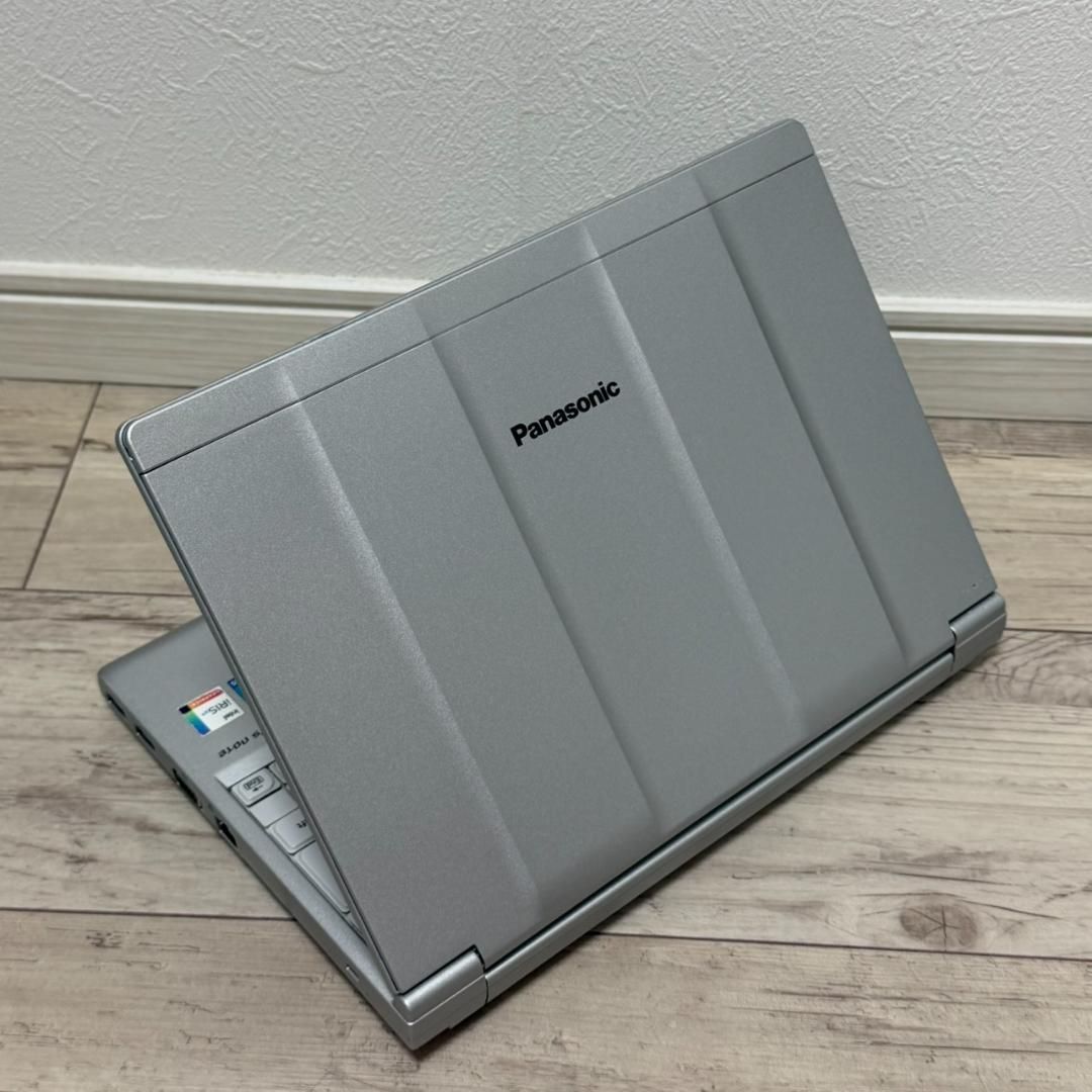 【即戦力❗薄型❗】国産 レッツノート i5 11世代 16GB SSD256GB 人気の国産PC❗】11世代 i5 レッツノート 16G SSD256G 顔認証 Office