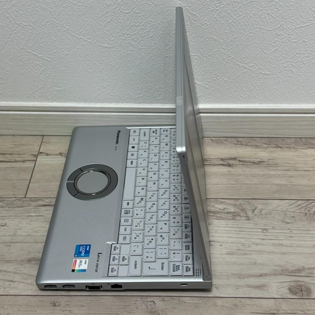 人気の国産PC❗】11世代 i5 レッツノート 16G SSD256G 顔認証 Office