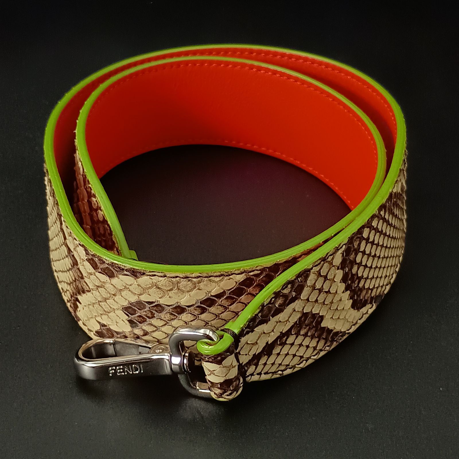 FENDI フェンディ ショルダーストラップ レディース バッグ 肩掛け 蛇