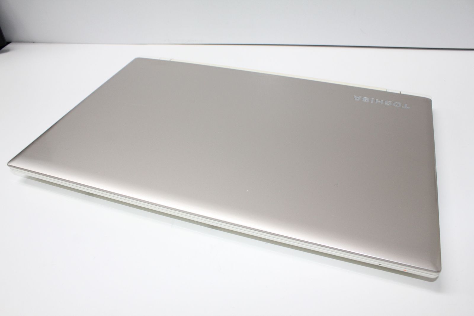 ノートPC】東芝〈dynabook T45/VGD〉Intel core i3/SSD256GB/メモリ8GB 