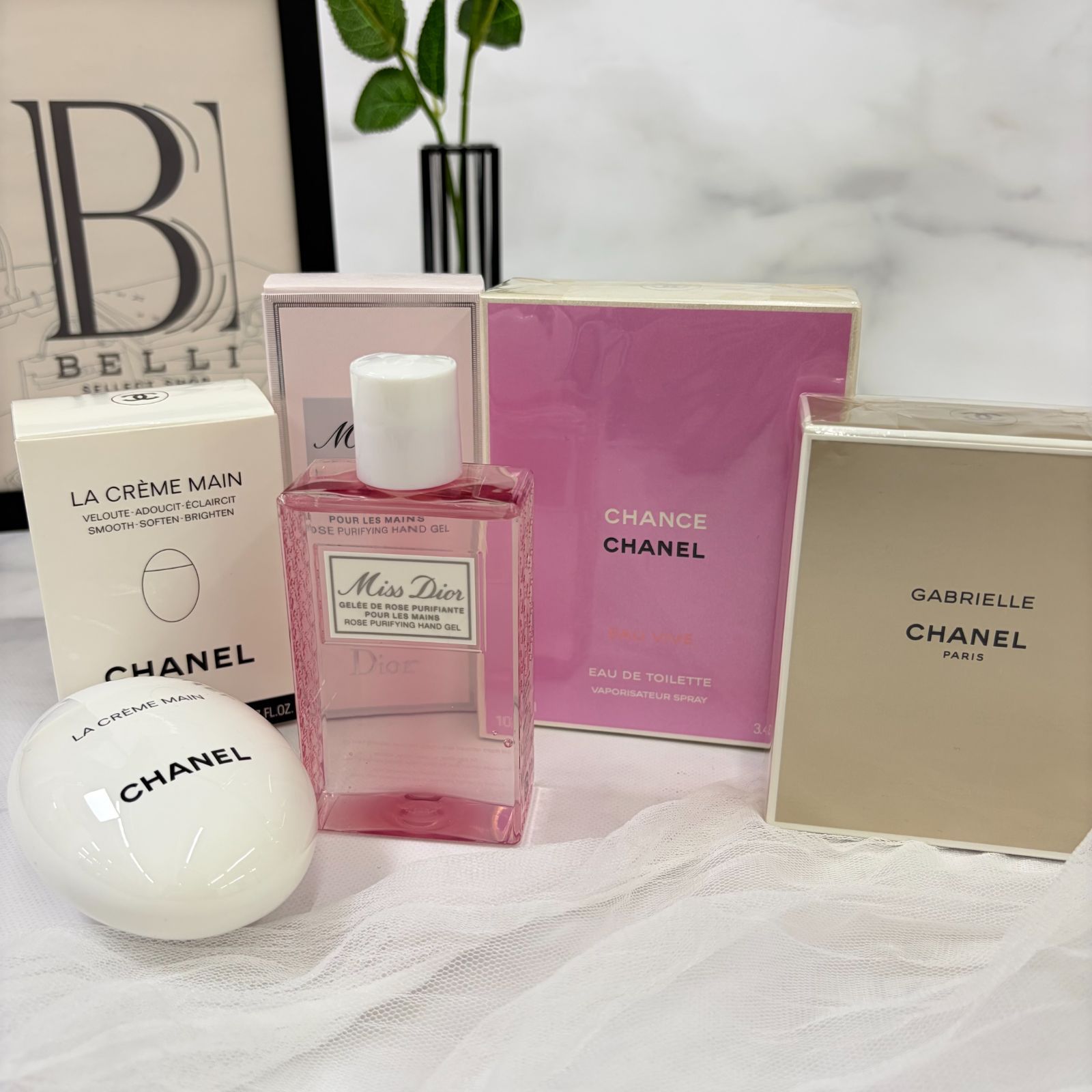 使いかけ/香水/ディオール、シャネルの文字ありますが… 使いかけ/香水/ディオール、シャネルの文字ありますが… - メルカリ