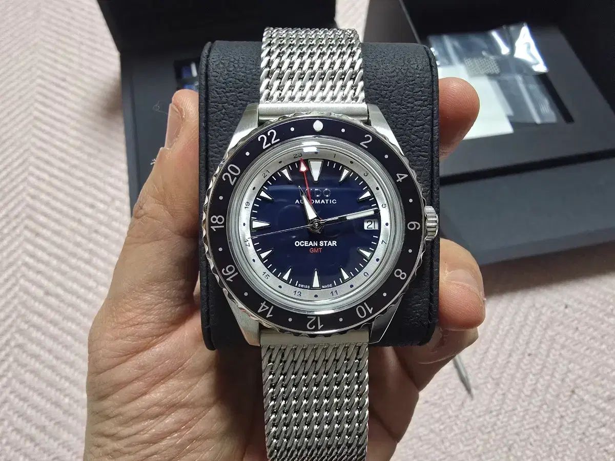  ミドー オーシャンスター GMT シャーク モックネック 自動巻き時計 腕時計(アナログ)