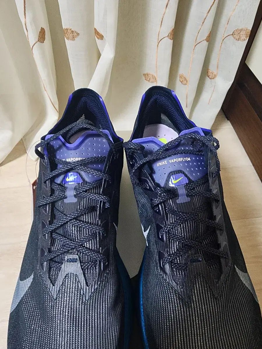  NIKE ナイキ ヴェイパーフライ4 285 ブラック メンズ レーシングシューズ 登山靴 トレッキングシューズ アウトドアシューズ