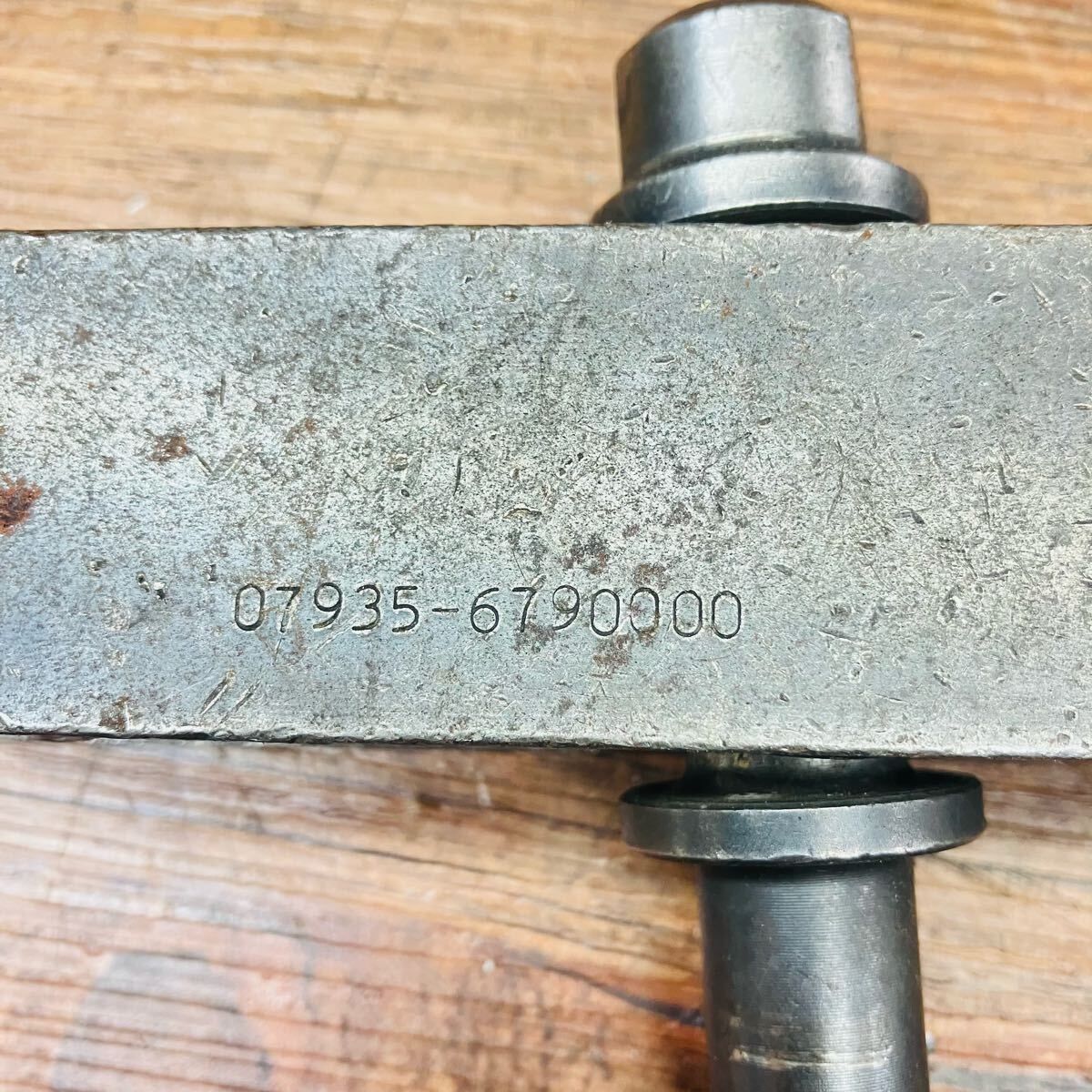 ホンダ リアホイールハブプーラー07935-6790000