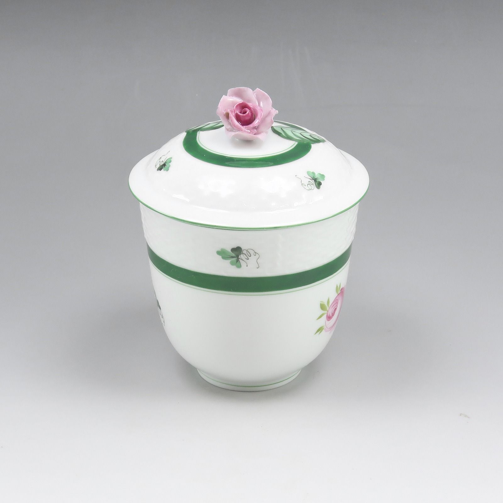 ウィーンの薔薇 ハーブティーカップ-ソーサー