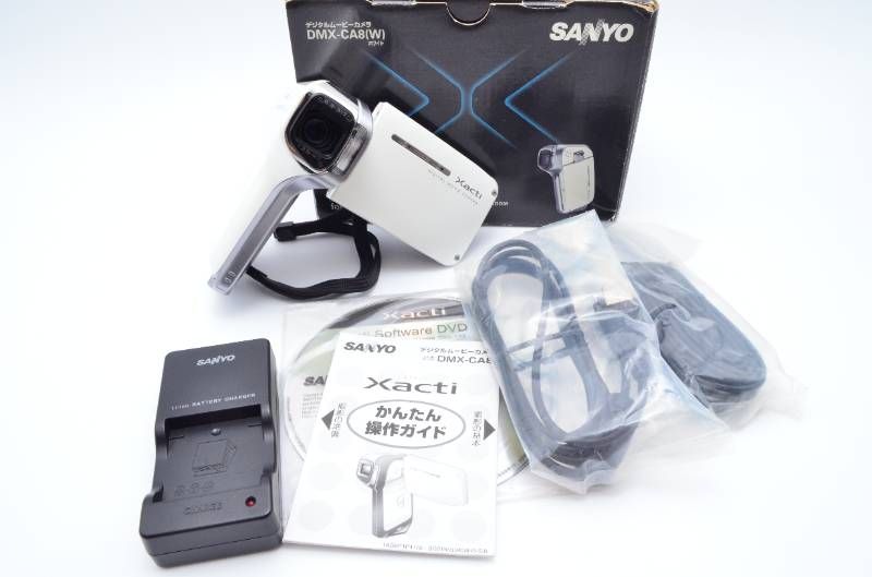 動作品】SANYO サンヨー Xacti DMX-CA8 ホワイト 防水デジタルムービー