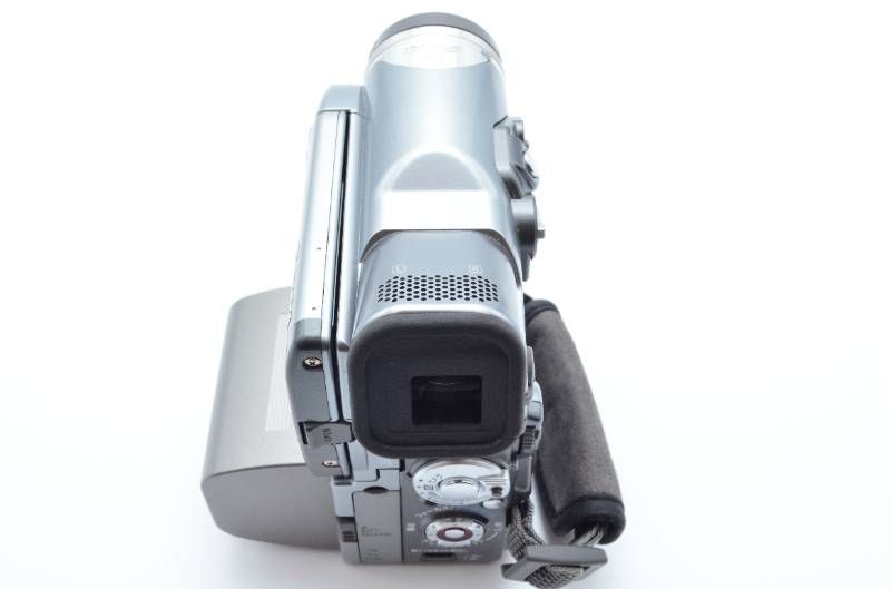 動作確認済み美品Canon　IXY DV M2 miniDV ビデオカメラ 動作確認済み美品Canon IXY DV M2 miniDV ビデオカメラ IXY DV M2