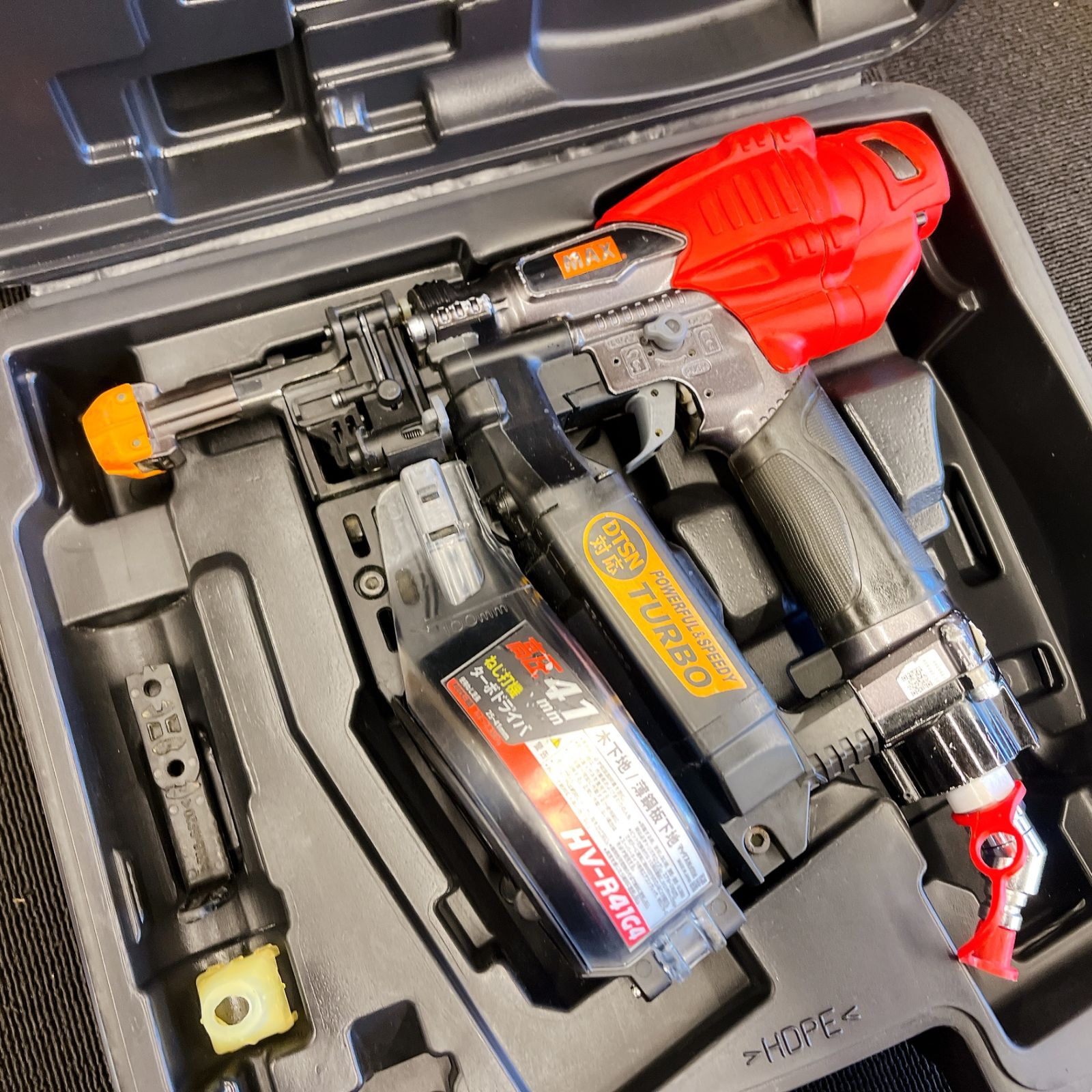 動作良好 マックス MAX 高圧 ねじ打ち機 HV-R 41 G 4-G ケース付き