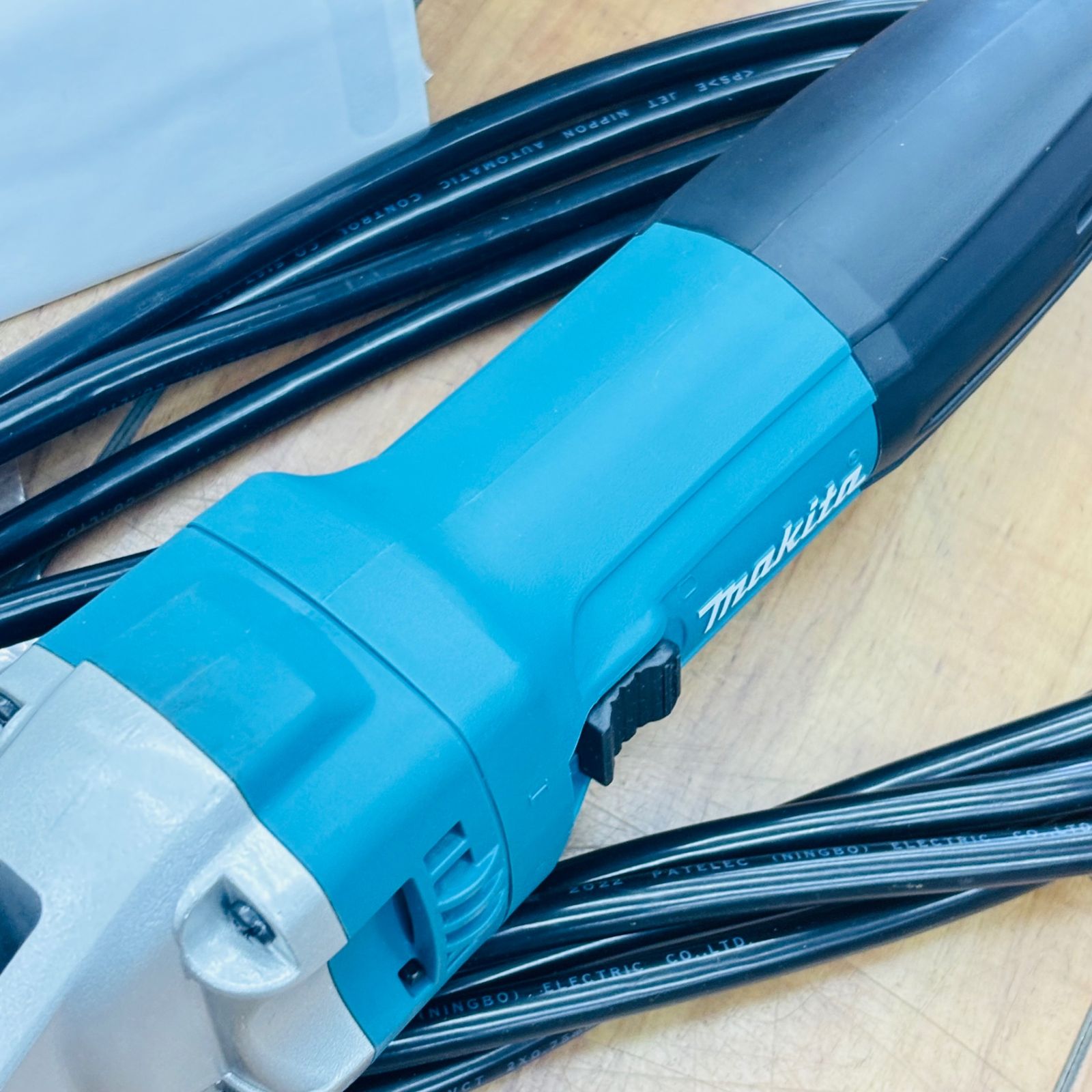  保管品 ♥ マキタ makita ストレートシャー JS 1601 ハンドシャー 防護服 その他 切断工具 切断機