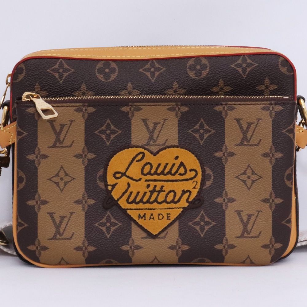 LOUIS VUITTON × NIGO モノグラムトリオメッセンジャー ショルダー