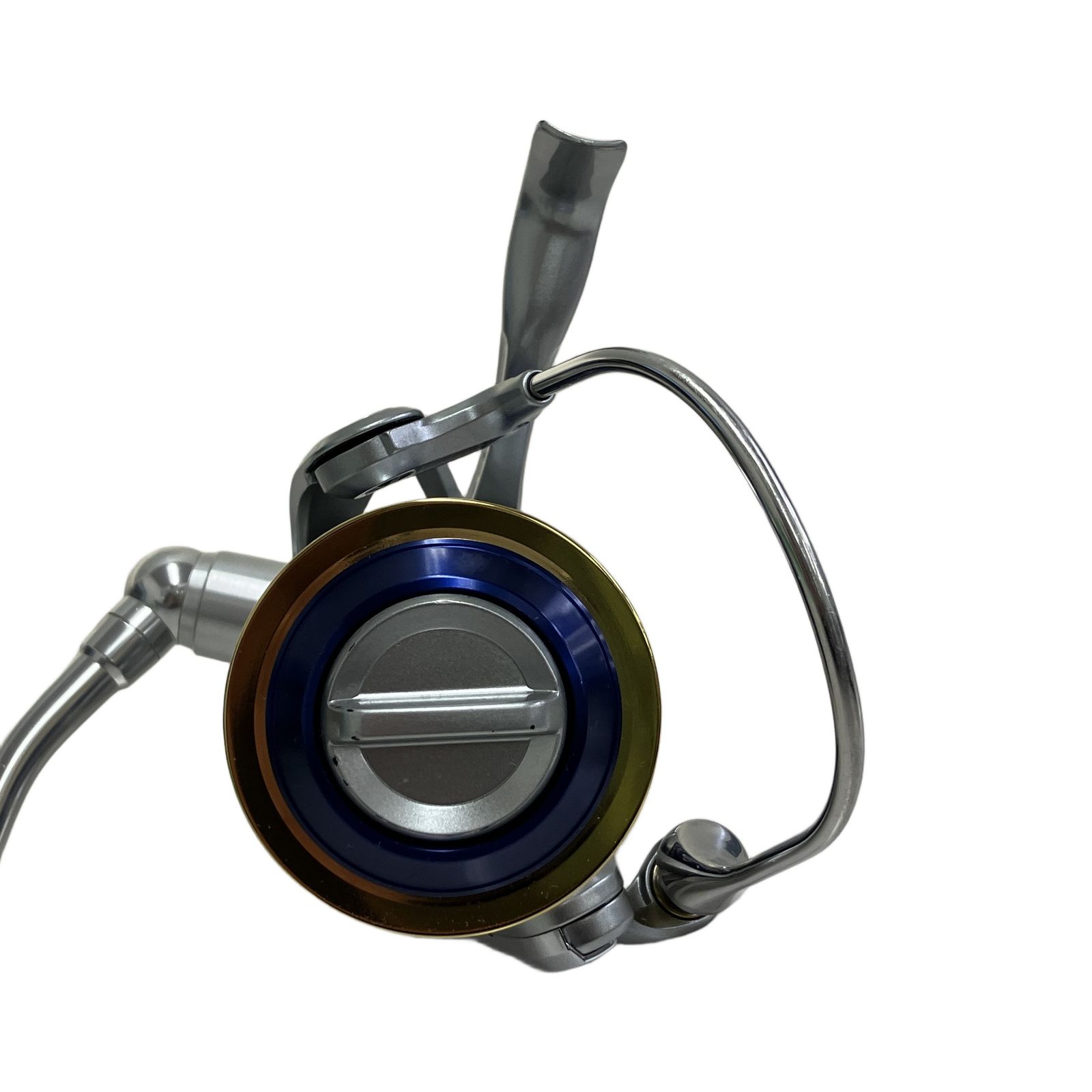  Daiwa SALTIGA-Z 4000 スピニング リール 釣具 釣り スピニングリール リール