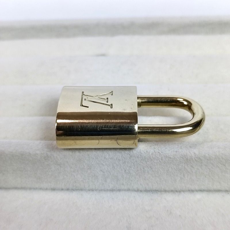 LOUIS VUITTON ルイヴィトン パドロック 南京錠 カデナ 鍵 ゴールド No