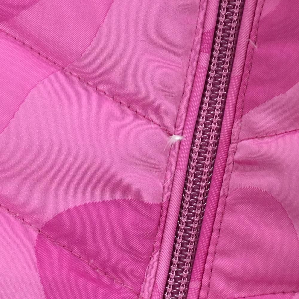 マークアンドロナ ダウンベスト ピンク 迷彩 カモフラ スカル 襟内側