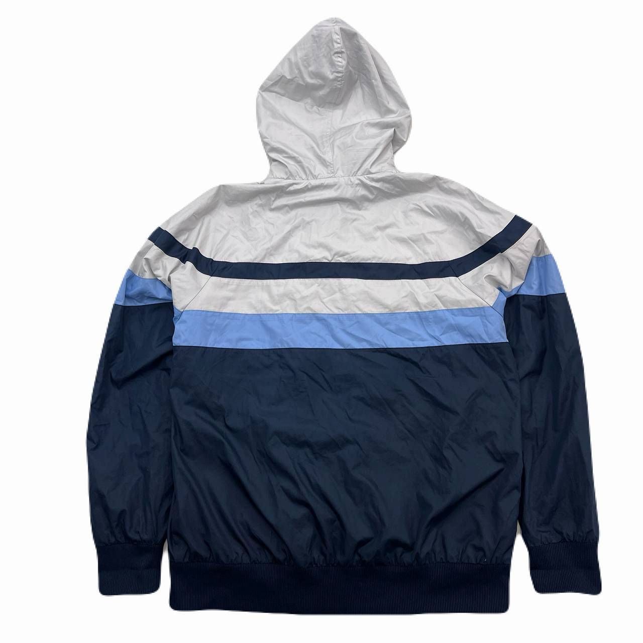 ■新品■ナイキ　Lサイズ　ナイロンジャケット　ウィンドブレーカ　ブルー×ネイビー NIKE（ナイキ） ウィンドブレーカー ジャケット ジップアップ L 紺