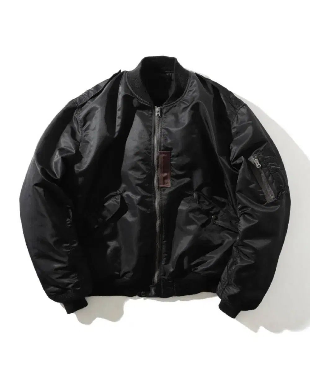 バズリクソンズ アンユーズド ビームス L2B L - メルカリ