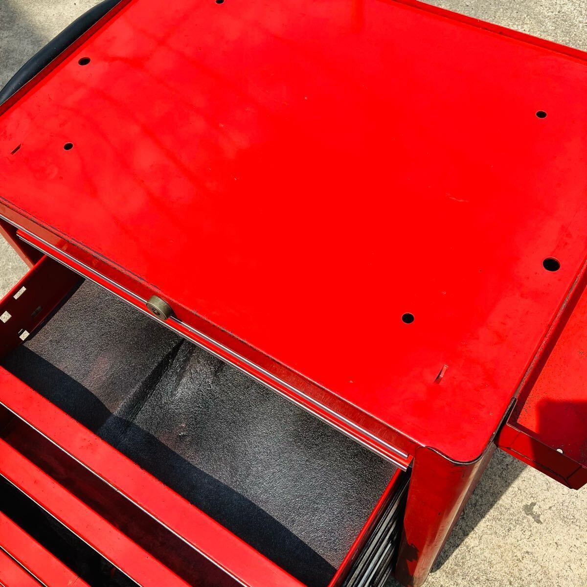 店頭引取限定】 ◇Snap-on(スナップオン) KRA4007B ロールキャブ 7段 