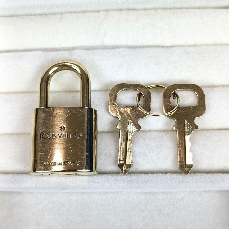 LOUIS VUITTON ルイヴィトン パドロック 南京錠 カデナ 鍵 ゴールド No