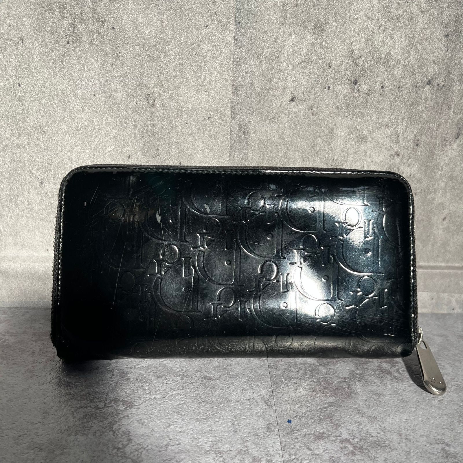 DIOR】長財布 ラウンドジップ ラウンドファスナー エナメル 光沢