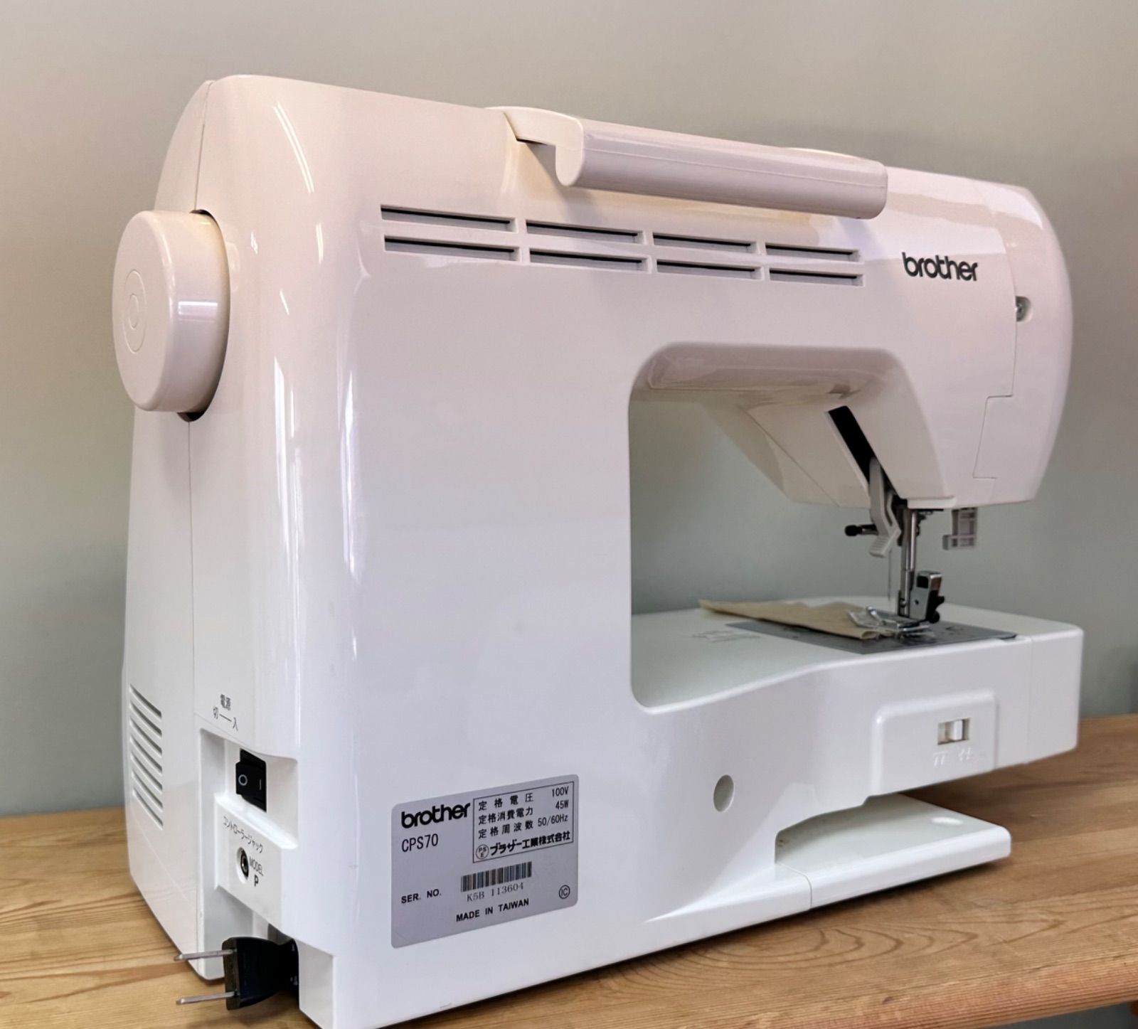 ブラザー ADESSO I コンピュータミシン【美品】 - メルカリ