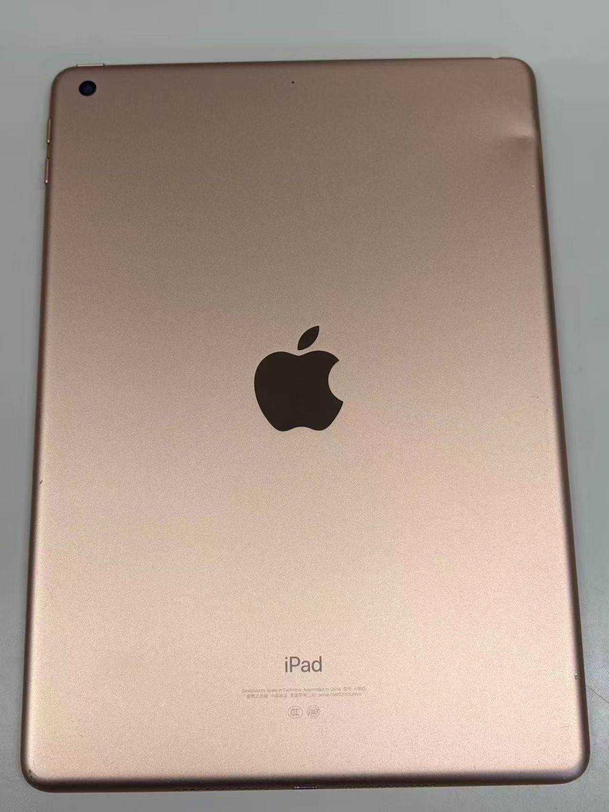 電池69％ iPad (第6世代) 32GB ゴールド WIFI版 - メルカリ