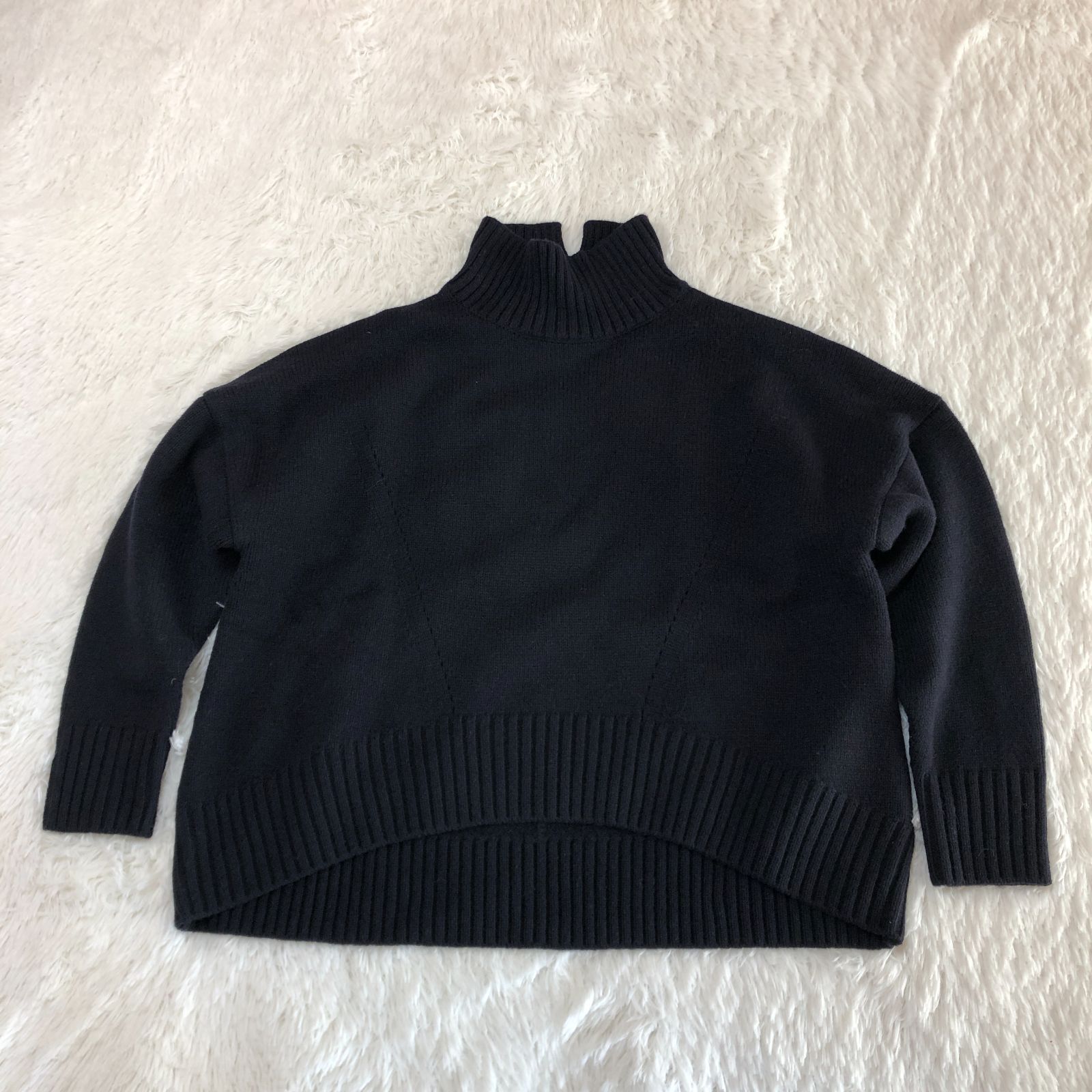 新品・タグ付】CINOH チノ ウール100％ ハイネックニット／ ネイビー