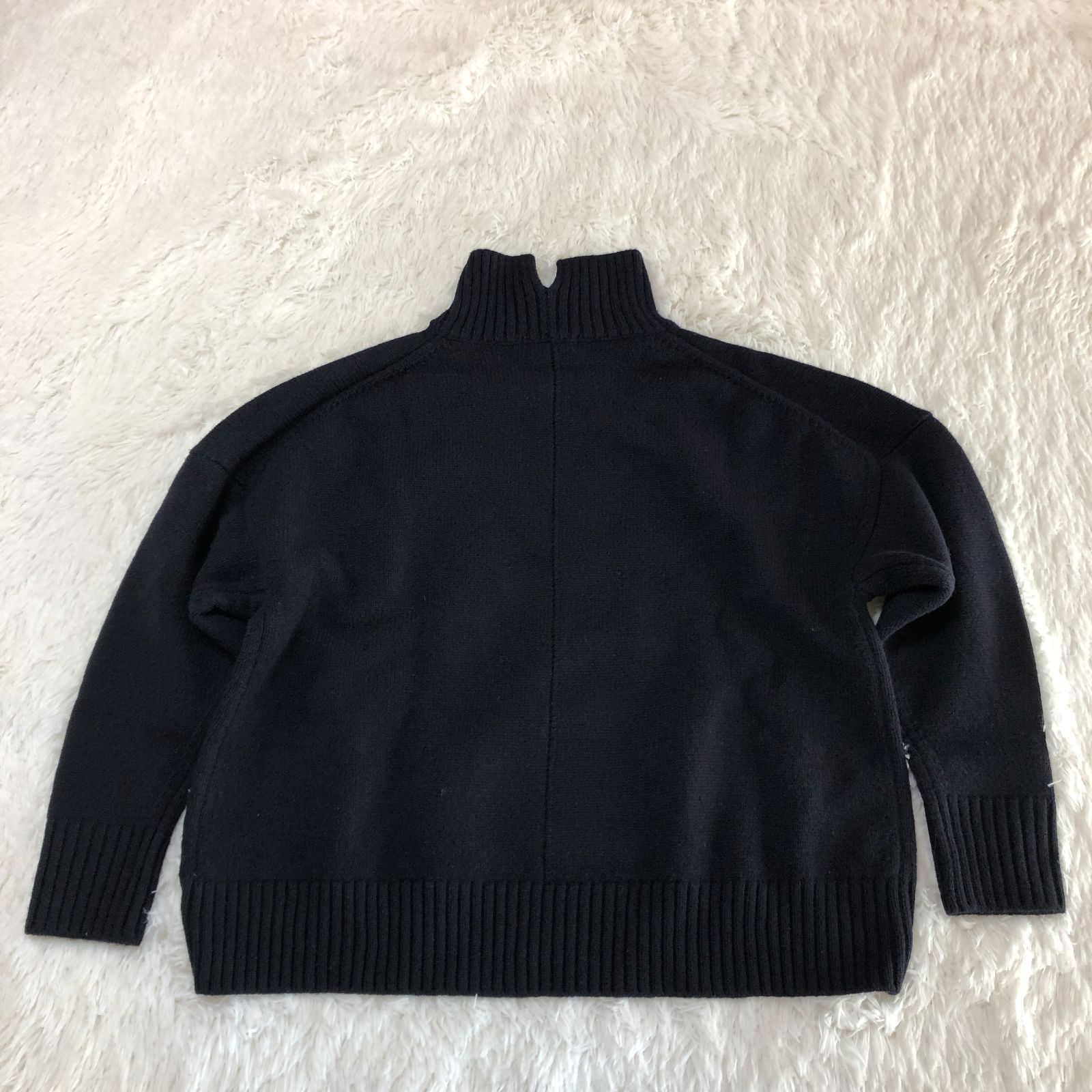 新品・タグ付】CINOH チノ ウール100％ ハイネックニット／ ネイビー