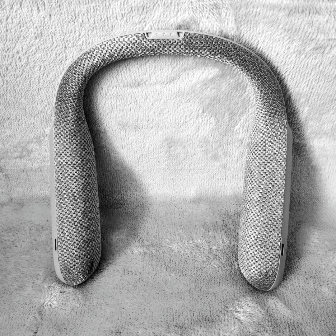 SONY SRS-WS1 ウェアラブルネックスピーカー 音連動バイブレーション