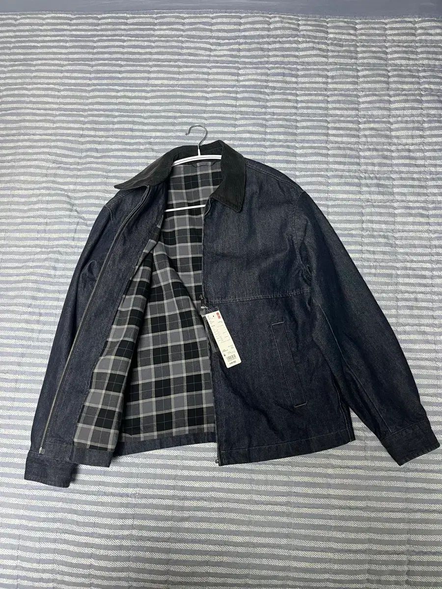 ユニクロ ジップアップ ショート ブルゾン デニム M (新品)