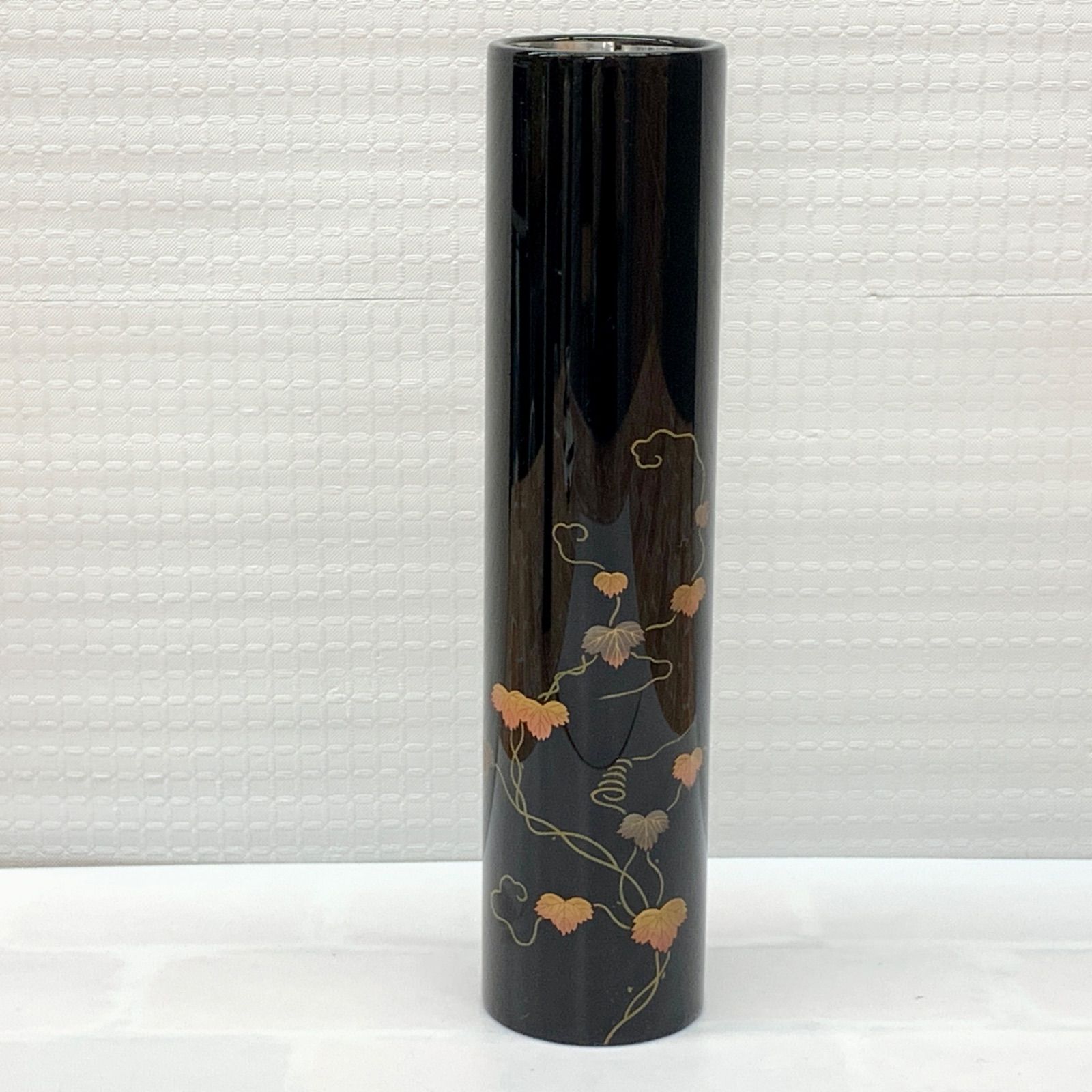 輪島特選 輪島塗花器 花入れ 漆器 葉っぱ柄 元箱付 USED現状品 YMT1