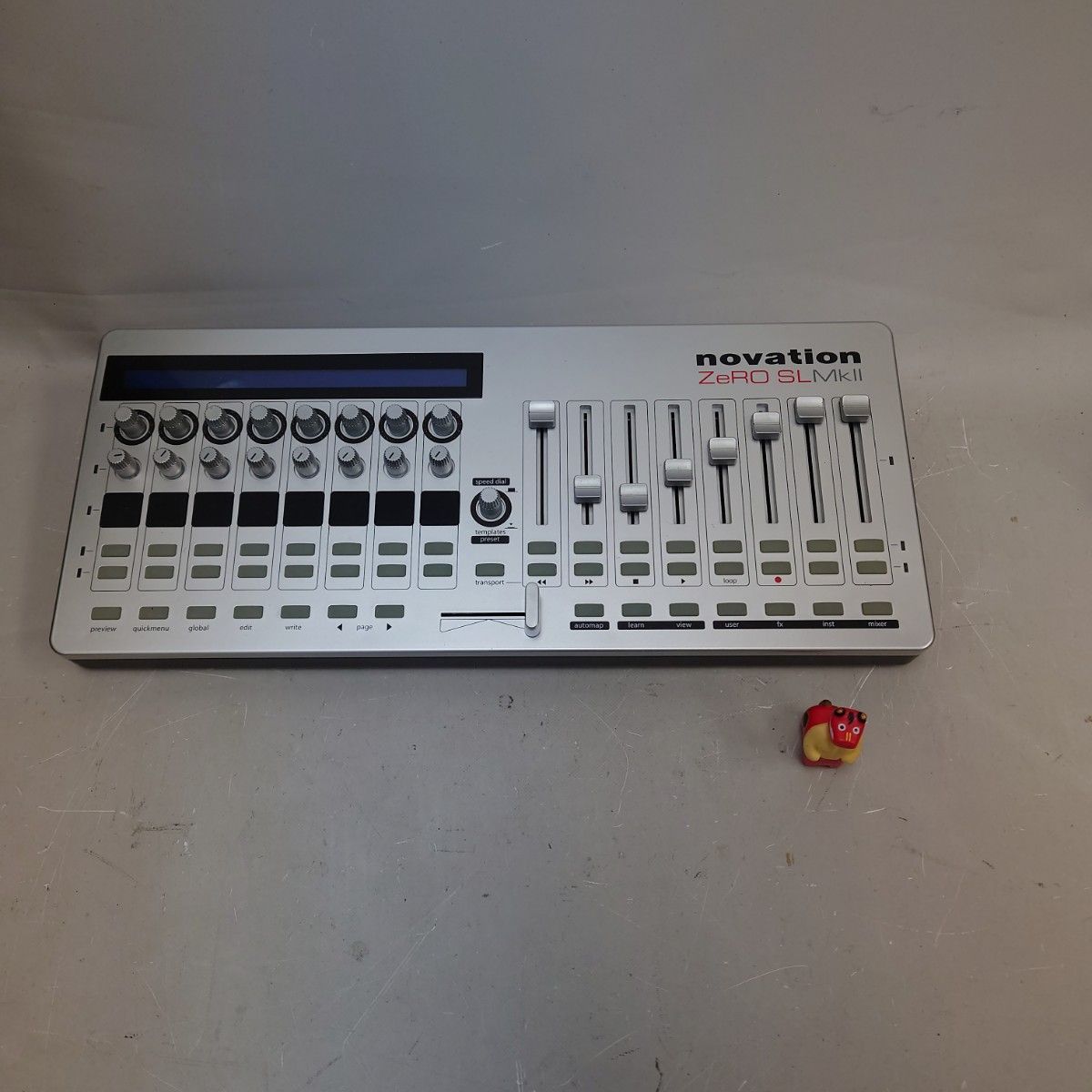 Novation Zero SL MkII MIDIコントローラー 動作品 本体のみ DAW操作用