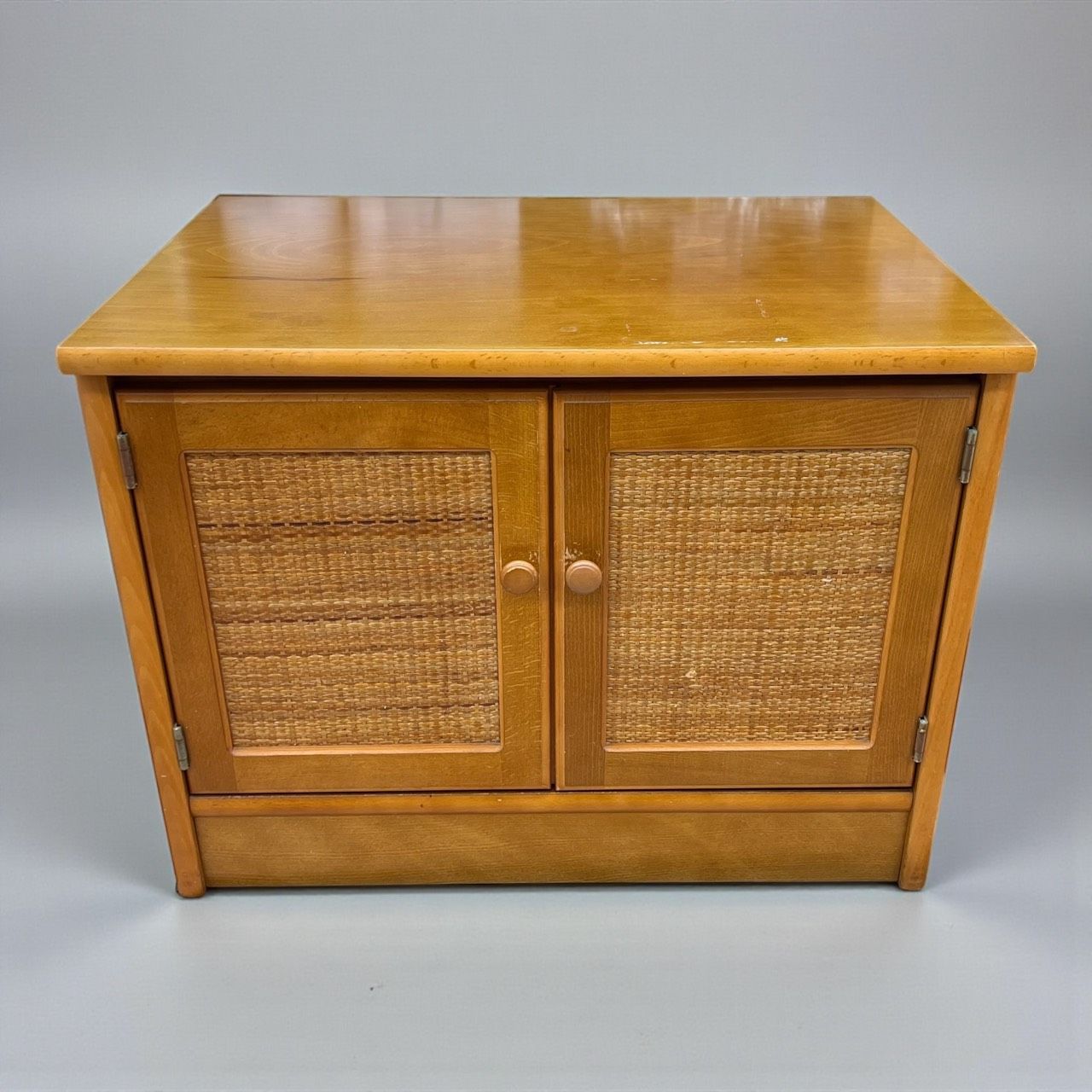 カリモク KARIMOKU テレビ台 ラタン 藤 キャビネット 下駄箱 カリモク KARIMOKU テレビ台 ラタン 藤 キャビネット 下駄箱