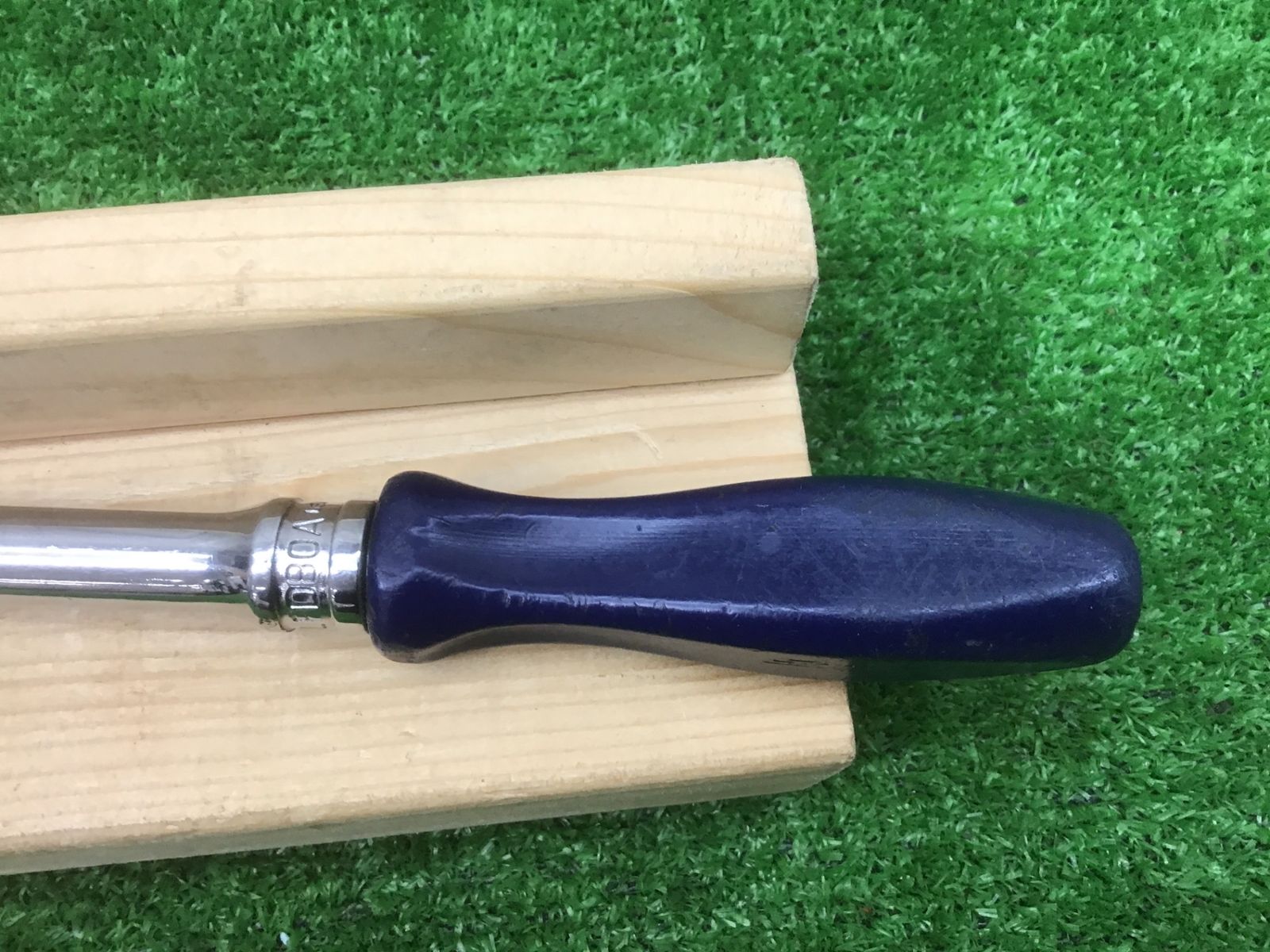  品 Snap-on スナップオン 3|8 sq フレックスラチェットハンドル 樹脂グリップ ダークブルー△アクトツー △BRコン 工具 防災 備品 工具 リサイクル 方法 ラチェットハンドル スパナ レンチ