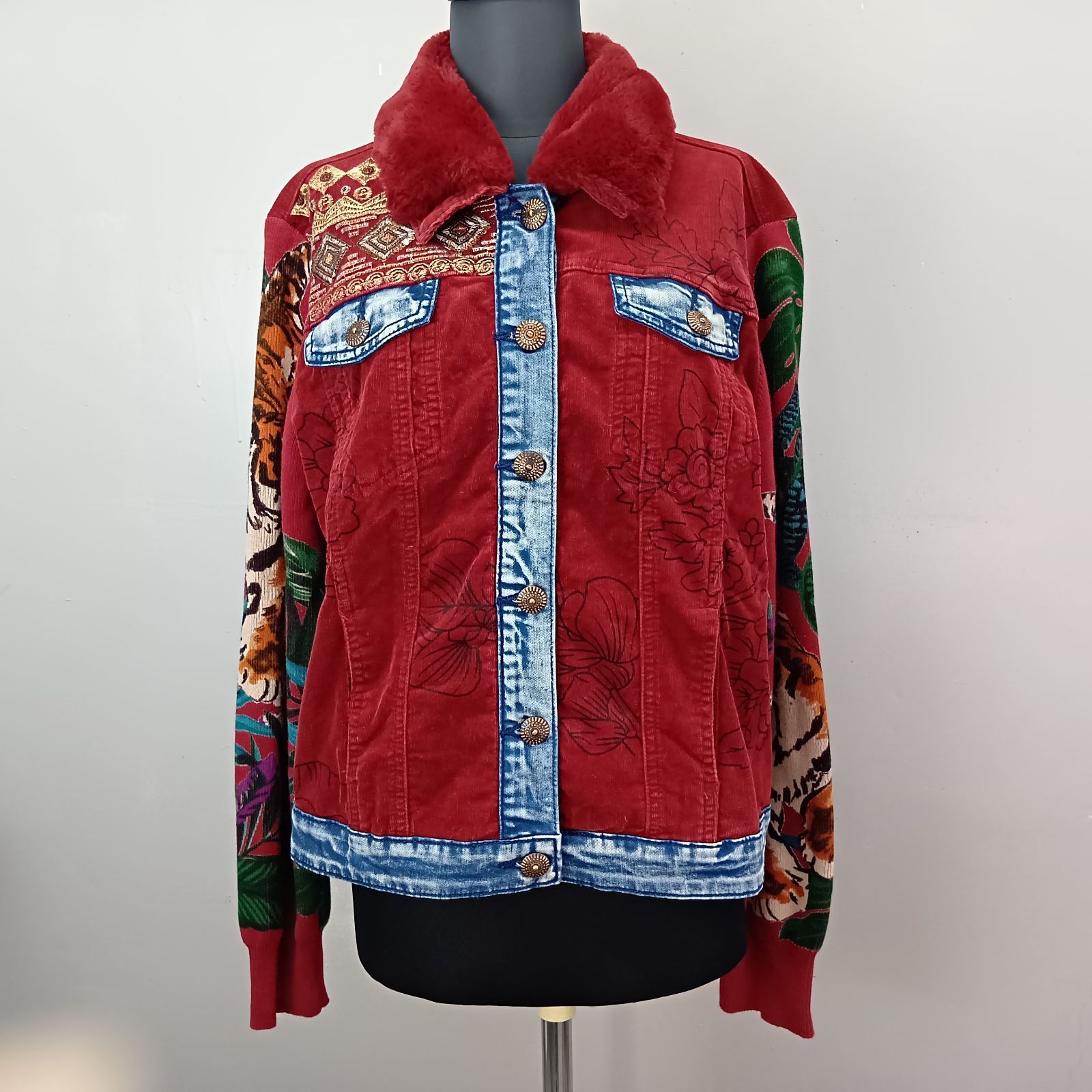 Desigual デシグアル ストレッチ コーデュロイ × 袖ニット × デニム